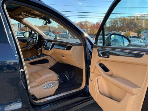 2016 Porsche Macan Turbo