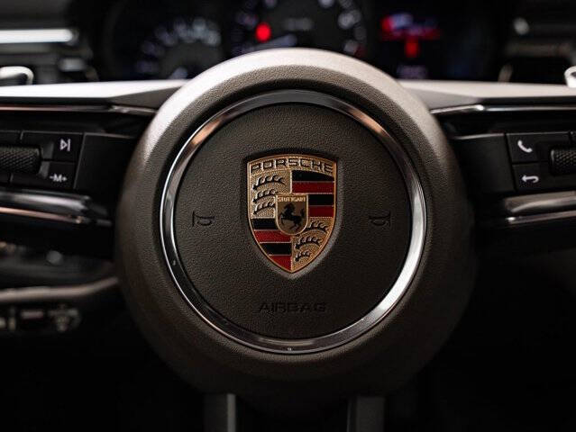 2024 Porsche Macan