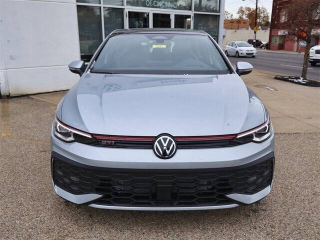 2026 Volkswagen Golf GTI Autobahn