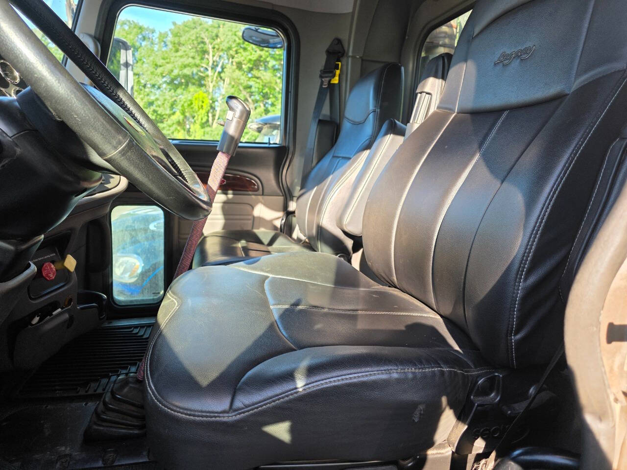 2014 Peterbilt 388 3