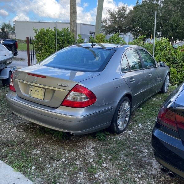 2007 Mercedes-Benz E-Class for sale at Green Light Auto in Bridgeton, NJ