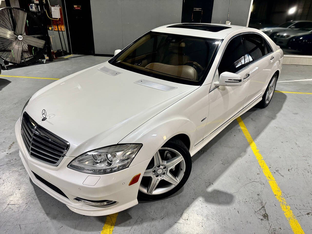 2010 Mercedes-Benz S-Class for sale at Carnival Car Company in Victoria, TX