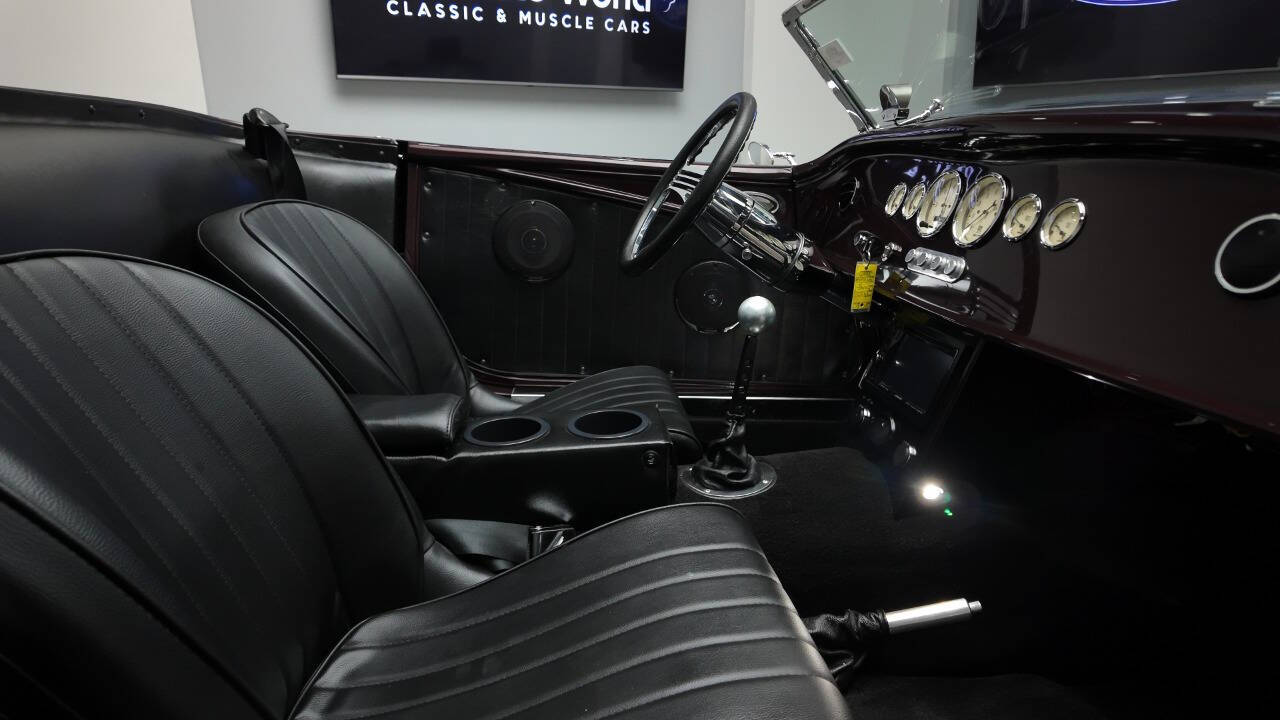 1933 Ford Factory 5 Hot Rod 49