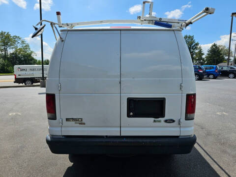 2011 Ford E-Series E-150