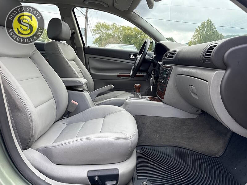 2003 Volkswagen Passat GLX