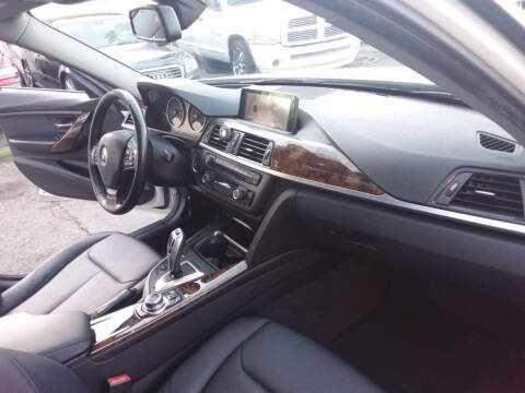 2013 BMW 3 Series 328i