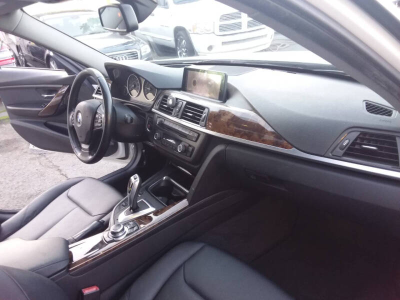 2013 BMW 3 Series 328i