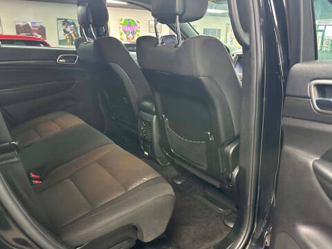2018 Jeep Grand Cherokee Laredo E