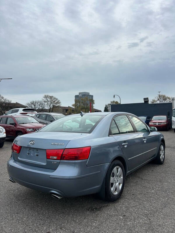 2009 Hyundai Sonata GLS photo 4