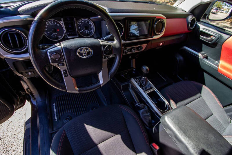 2016 Toyota Tacoma SR5 V6