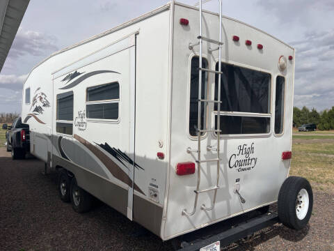2005 Cougar  High Country 285