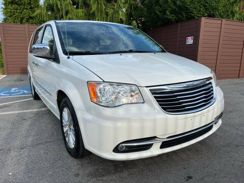 2013 Chrysler Town and Country for sale at KG MOTORS in West Newton MA