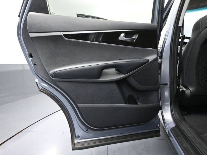 2020 Kia Sorento LX V6