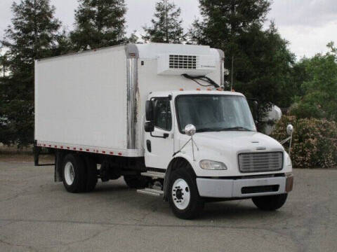 2018 Freightliner M2 106