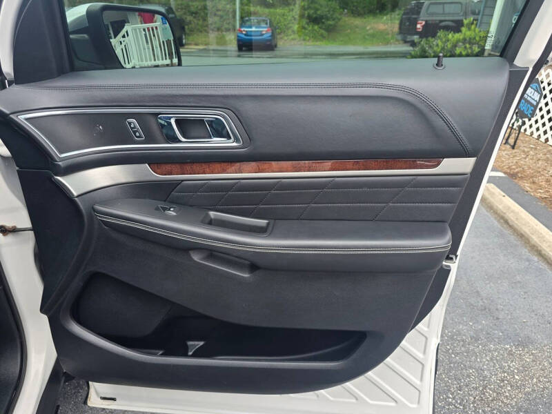2016 Ford Explorer Platinum