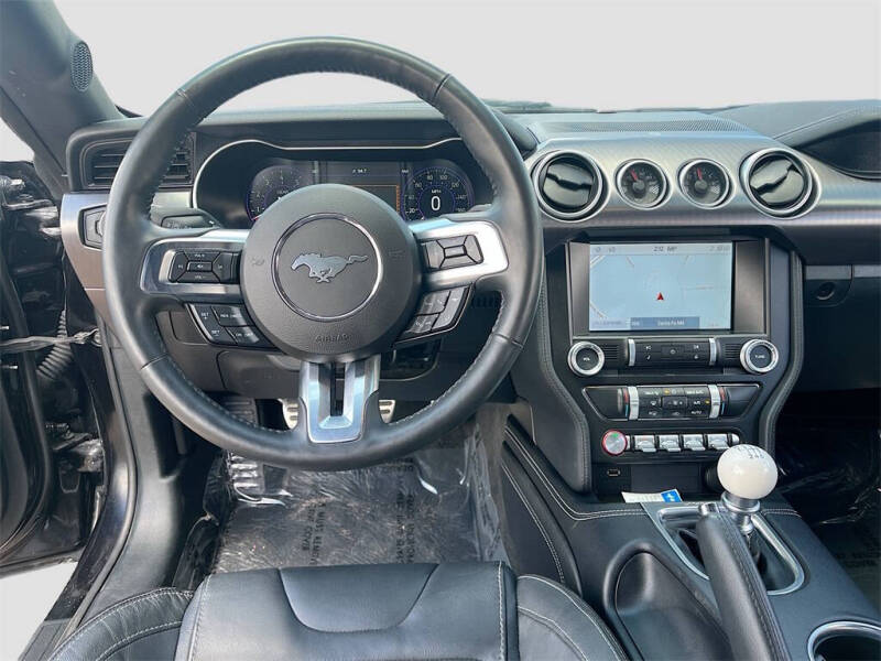 2022 Ford Mustang Mach 1