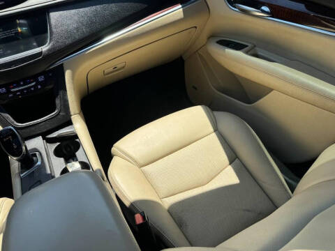 2018 Cadillac XT5 Luxury