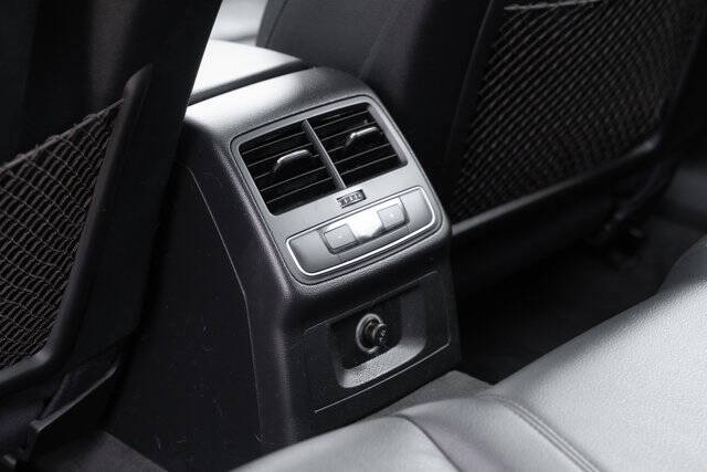 2017 Audi A4 2.0T quattro Premium