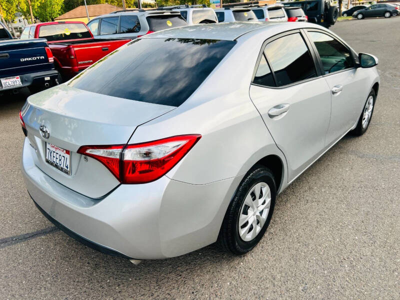 2015 Toyota Corolla LE