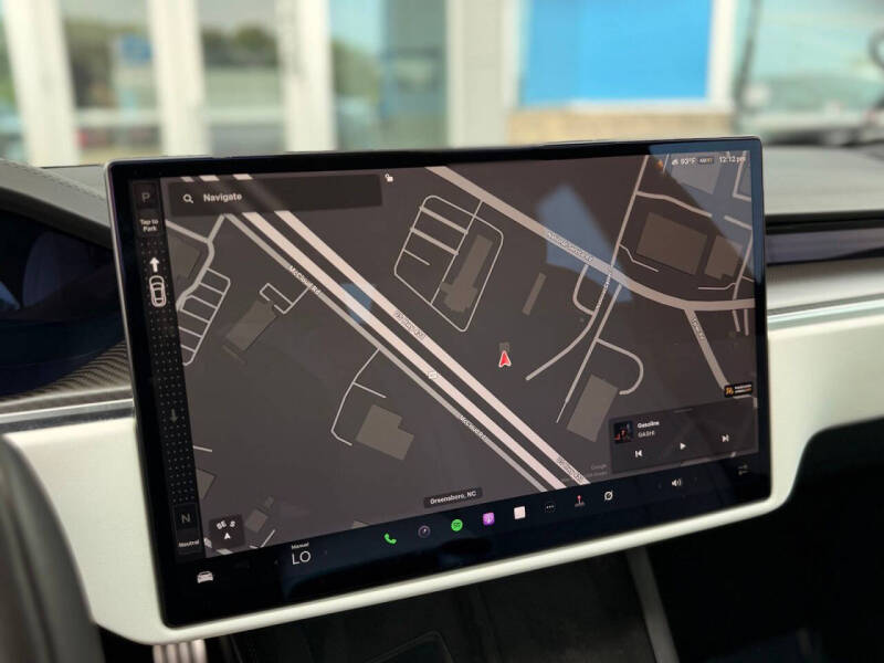 2022 Tesla Model S Plaid