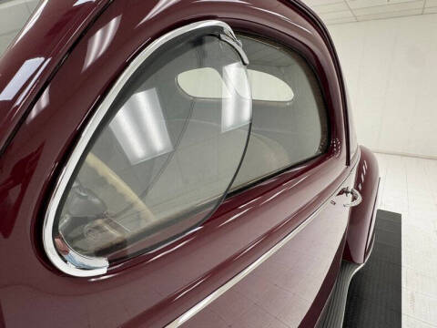1938 Lincoln Zephyr