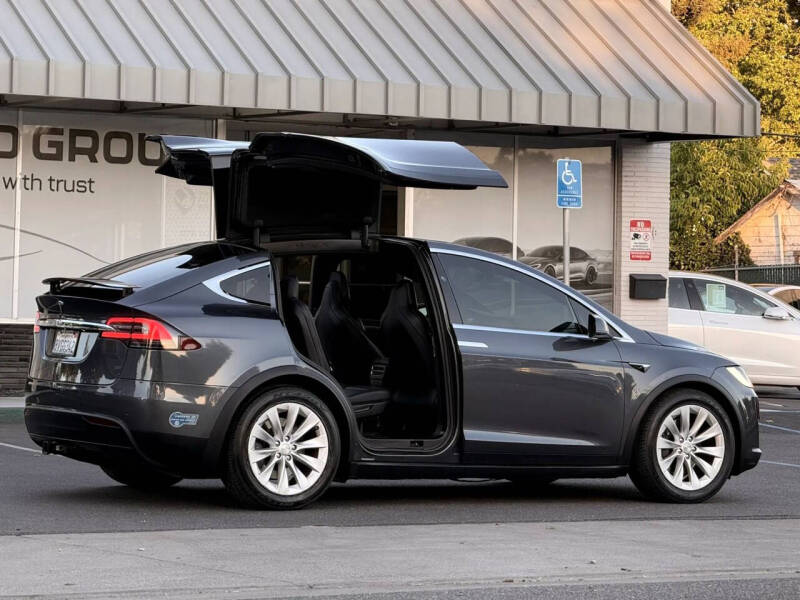 2017 Tesla Model X