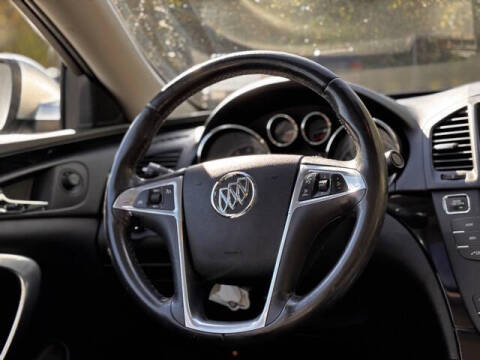 2012 Buick Regal Premium 1