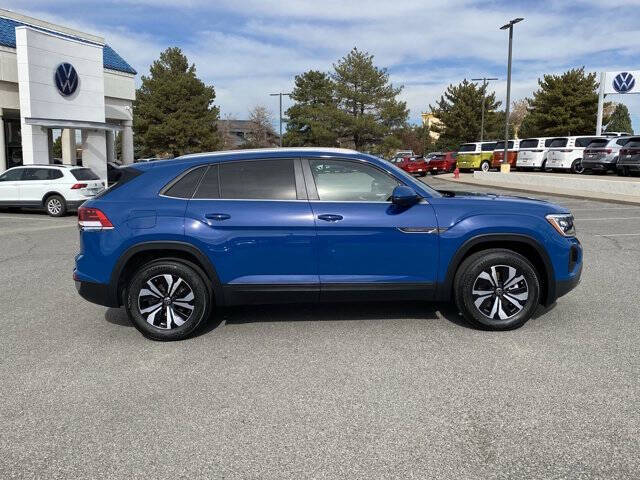 2025 Volkswagen Atlas Cross Sport SE 4Motion