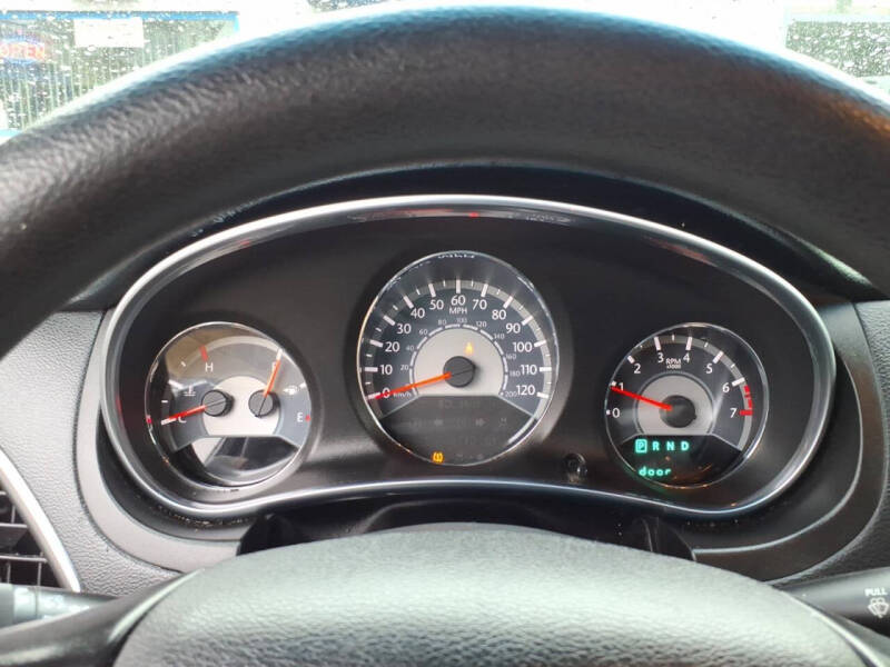 2012 Chrysler 200 LX