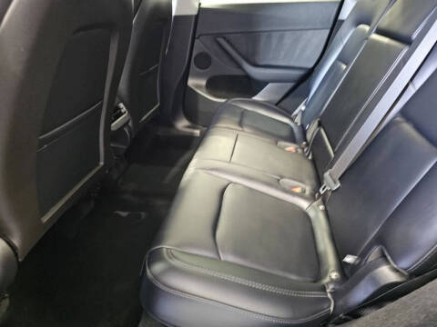 2025 Tesla Model Y Long Range