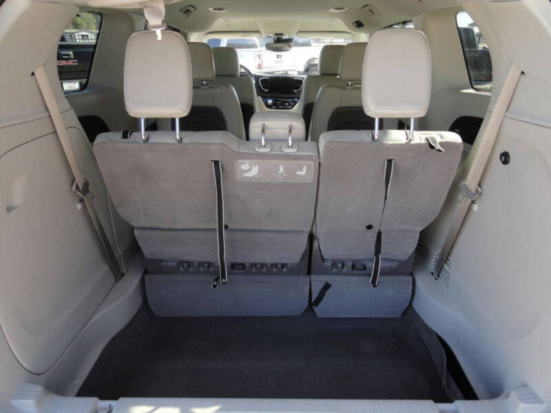 2021 Chrysler Pacifica Touring L