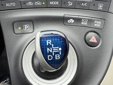 2010 Toyota Prius II