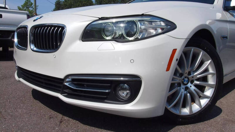 2016 BMW 5 Series 528i