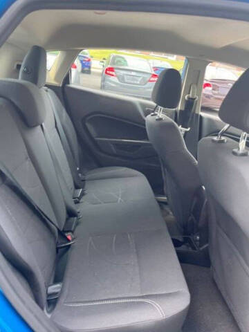 2017 Ford Fiesta SE