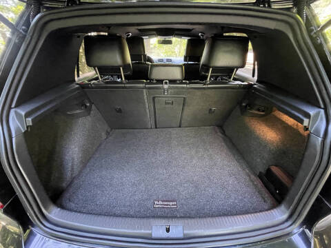 2013 Volkswagen GTI Wolfsburg Edition PZEV