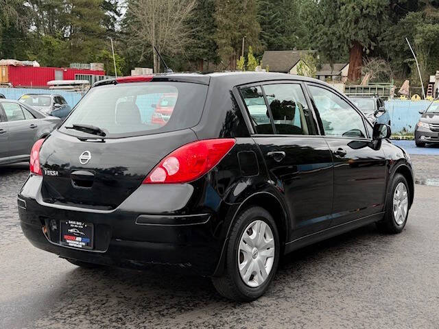 2011 Nissan Versa 1.8 S