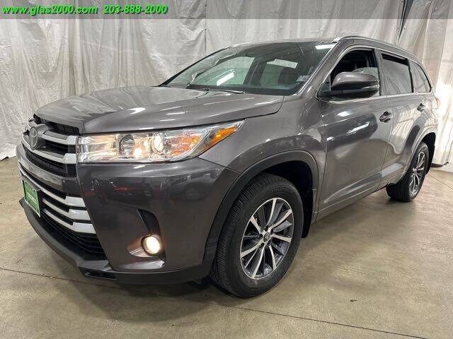 2017 Toyota Highlander for sale at Green Light Auto Sales LLC in Bethany CT