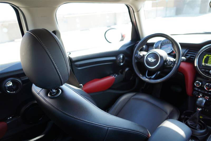 2018 MINI Hardtop 4 Door Cooper