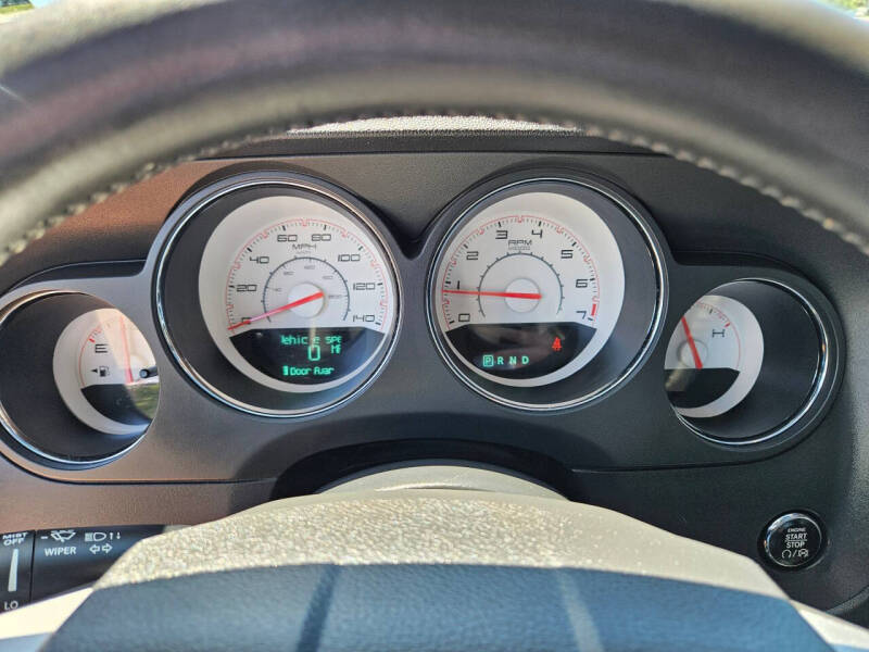 2013 Dodge Challenger SXT
