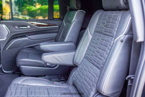 2023 Cadillac Escalade ESV Sport Platinum