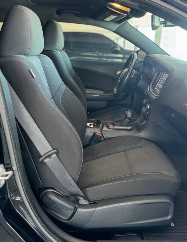 2018 Dodge Charger SXT Plus