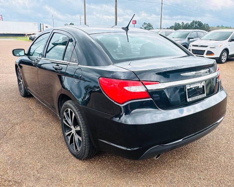 2012 Chrysler 200 S