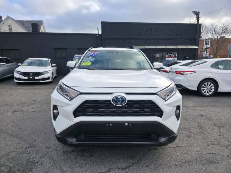 2021 Toyota RAV4 Hybrid XLE