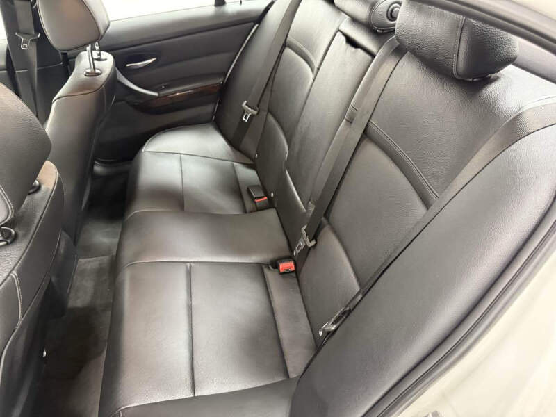 2011 BMW 3 Series 335i