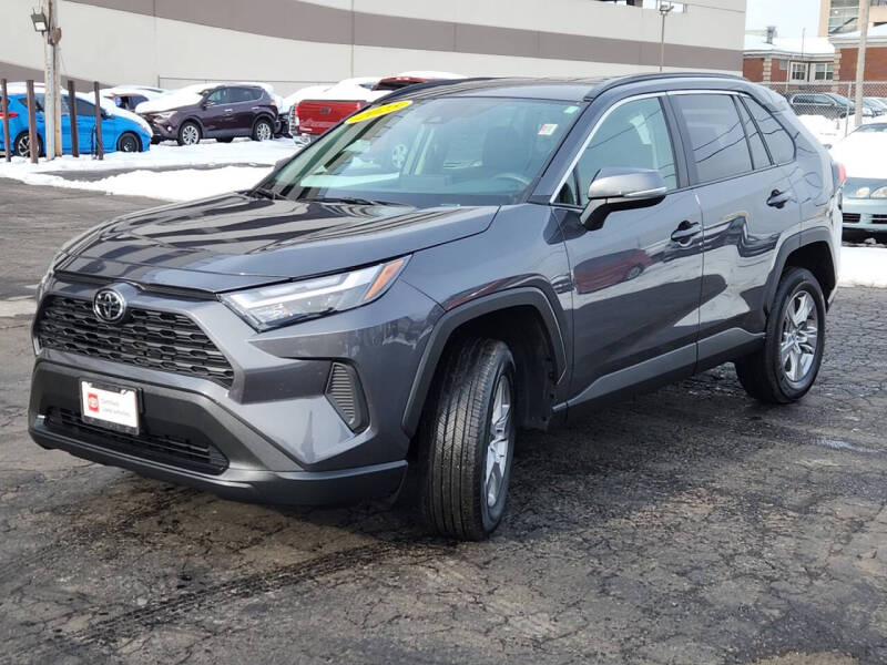 2025 Toyota RAV4 XLE