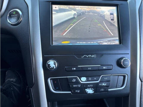 2019 Ford Fusion Hybrid SE