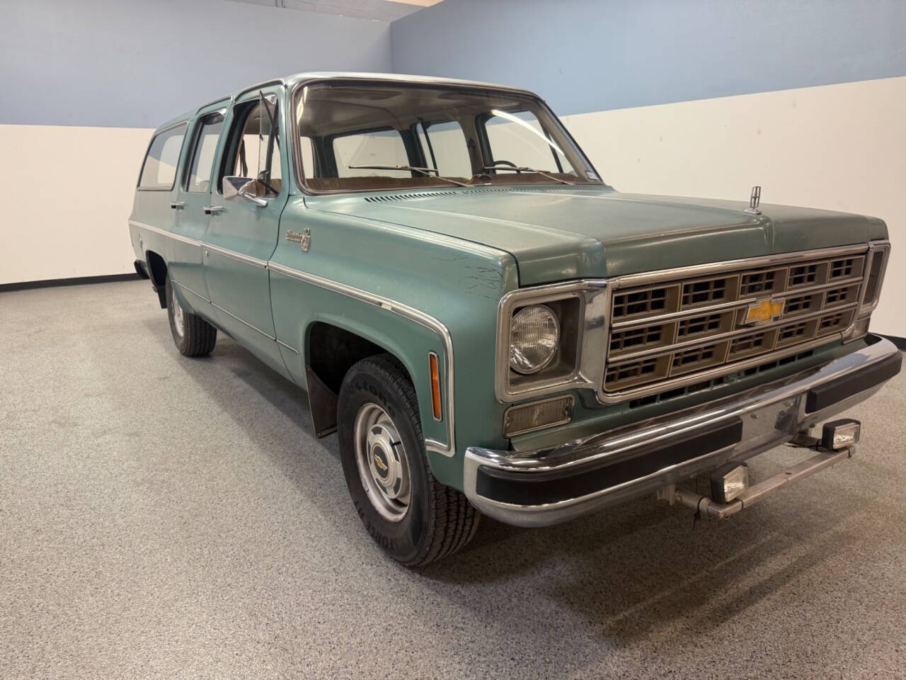 1977 Chevrolet Suburban 10