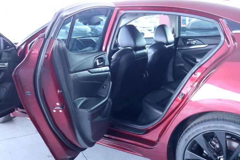 2017 Nissan Maxima