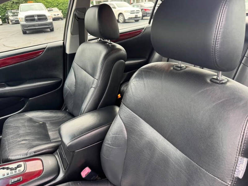 2005 Lexus ES 330