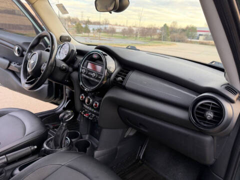 2015 MINI Hardtop 4 Door Cooper